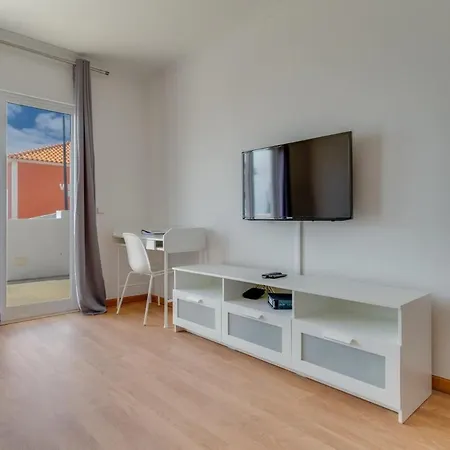 Esfera I Calm With Parking & Workspace Caniço
