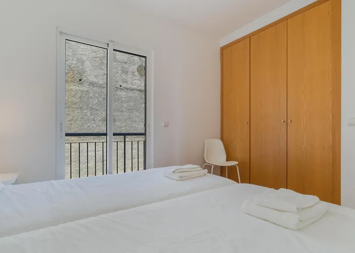 Esfera I Prázdninový dům *